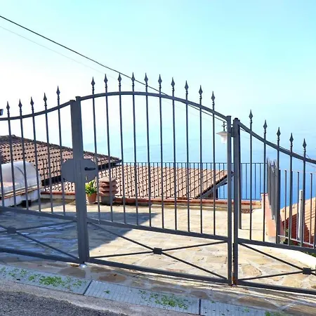 Luce Dreaming * Castellabate