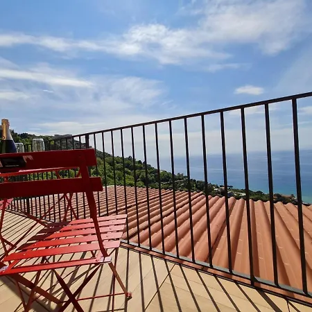 Villa Luce Dreaming